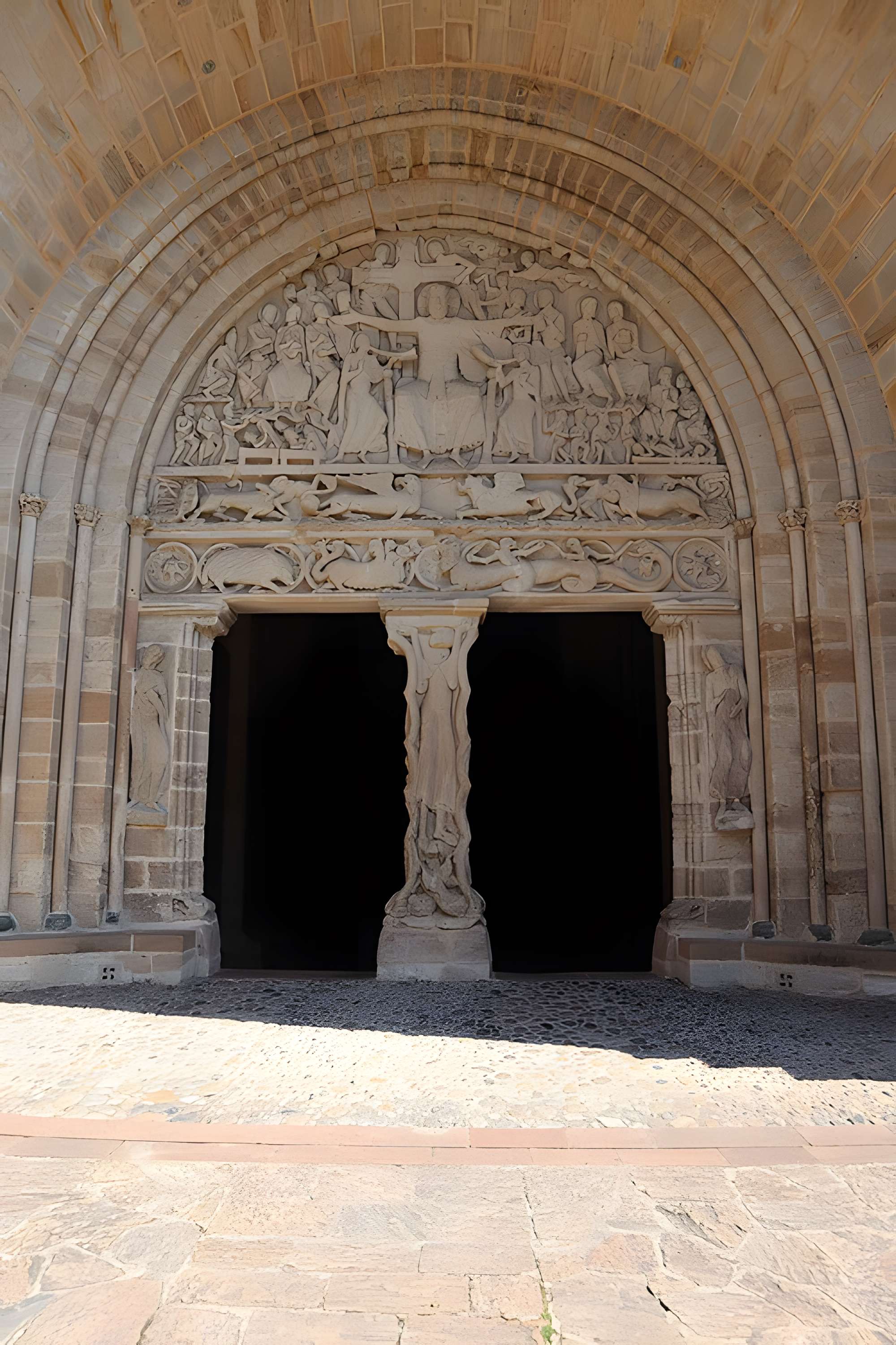 Abbatiale de Beaulieu-sur-Dordogne