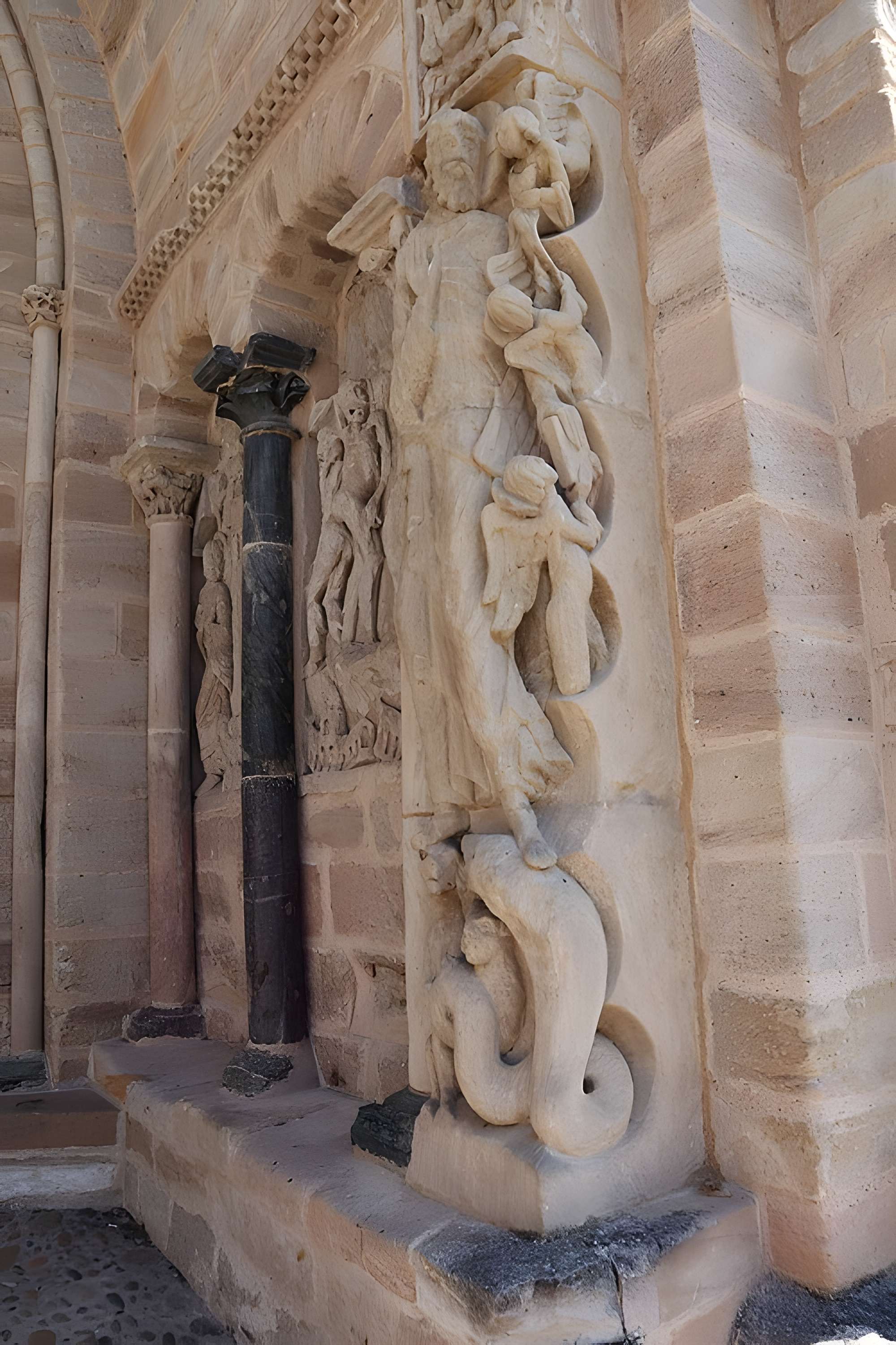 Abbatiale de Beaulieu-sur-Dordogne