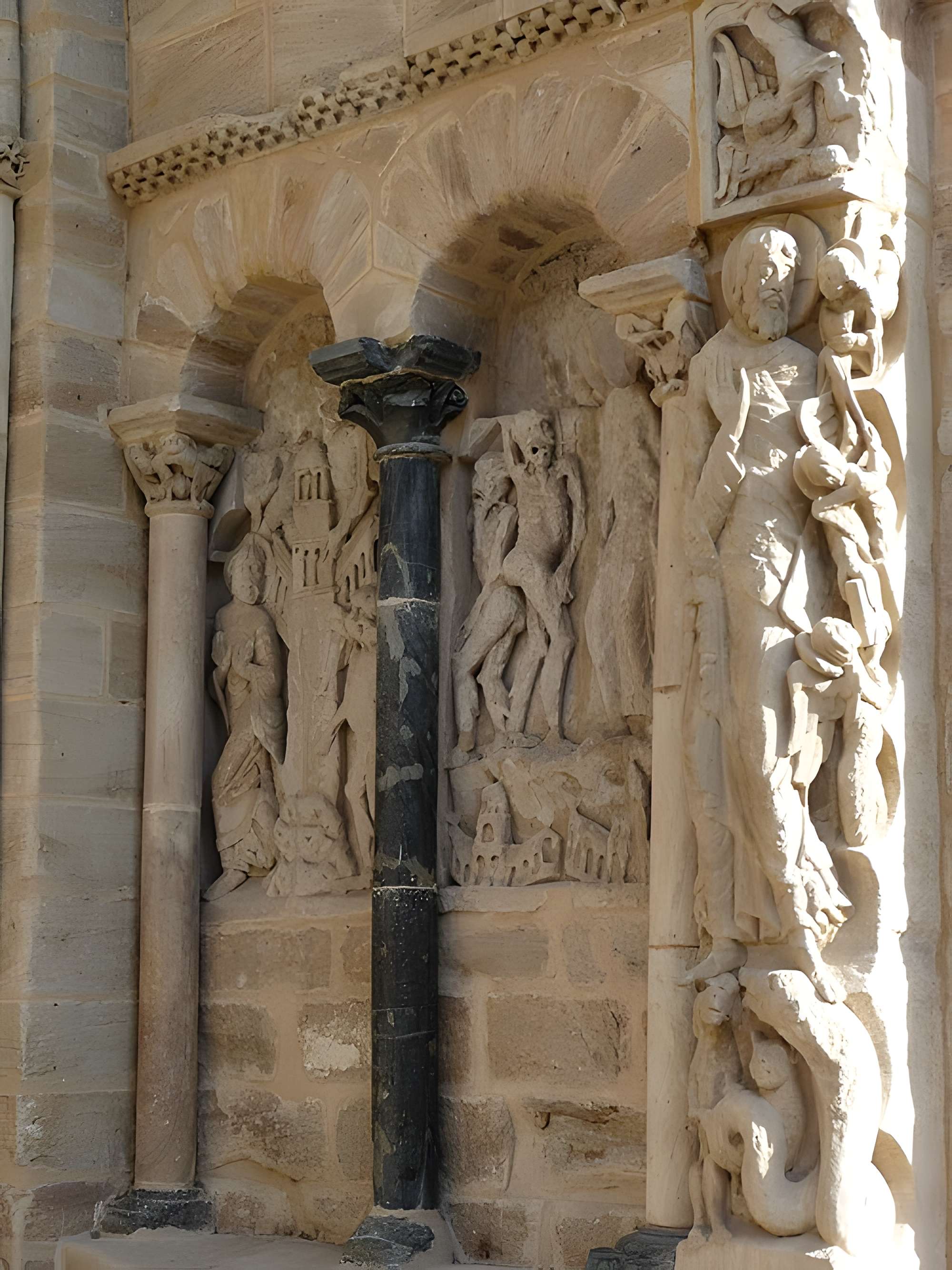 Abbatiale de Beaulieu-sur-Dordogne