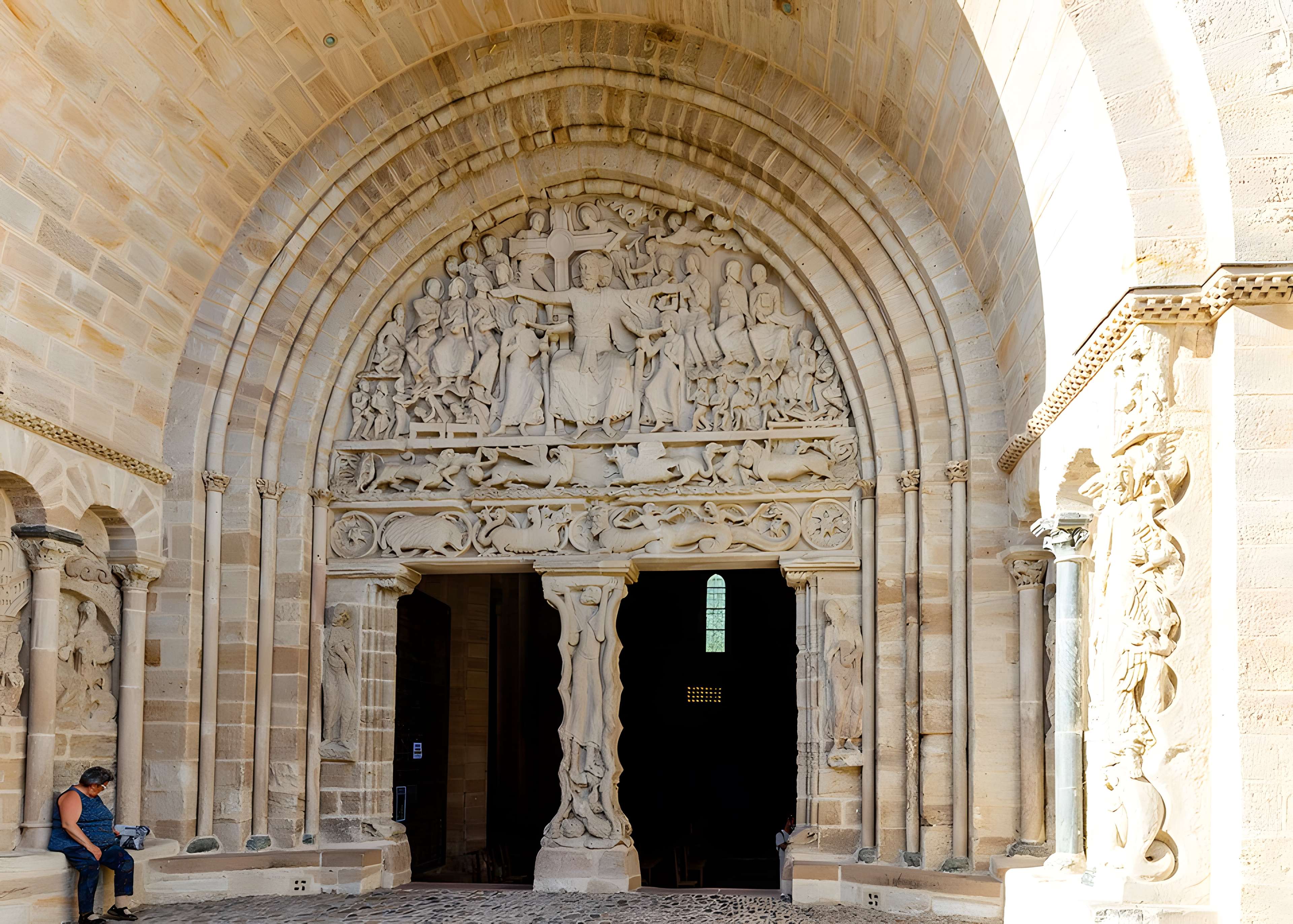 Abbatiale de Beaulieu-sur-Dordogne