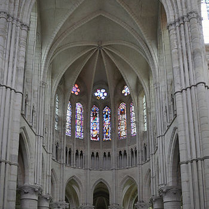 Photo de Abbaye des bénédictins saint-Pierre dOrbais-lAbbaye