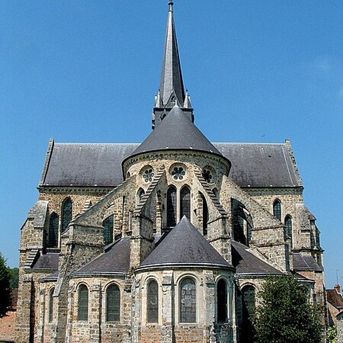 Photo de Abbaye des bénédictins saint-Pierre dOrbais-lAbbaye