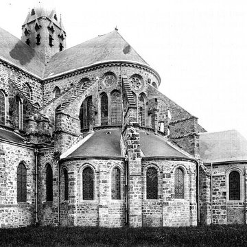 Abbaye des bénédictins saint-Pierre dOrbais-lAbbaye
