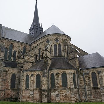 Abbaye des bénédictins saint-Pierre dOrbais-lAbbaye