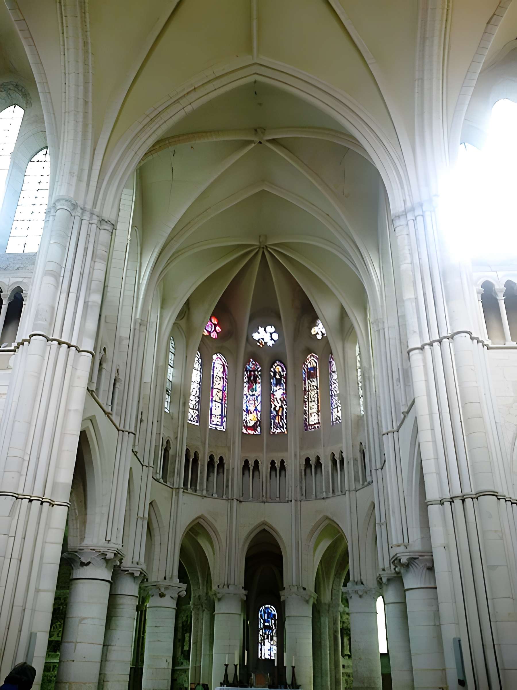 Abbaye des bénédictins saint-Pierre d'Orbais-l'Abbaye