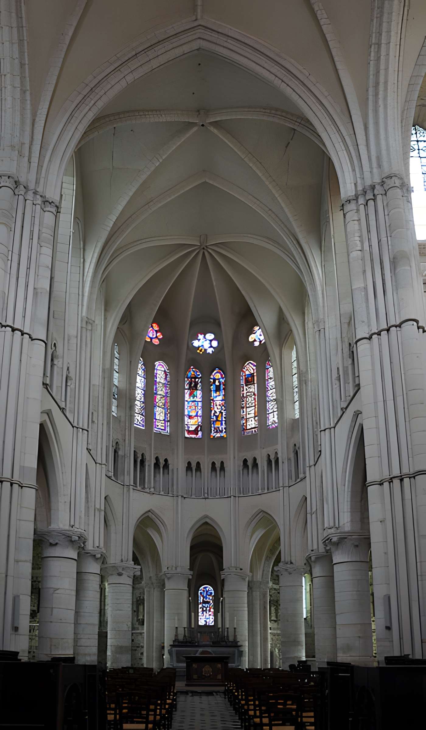 Abbaye des bénédictins saint-Pierre d'Orbais-l'Abbaye