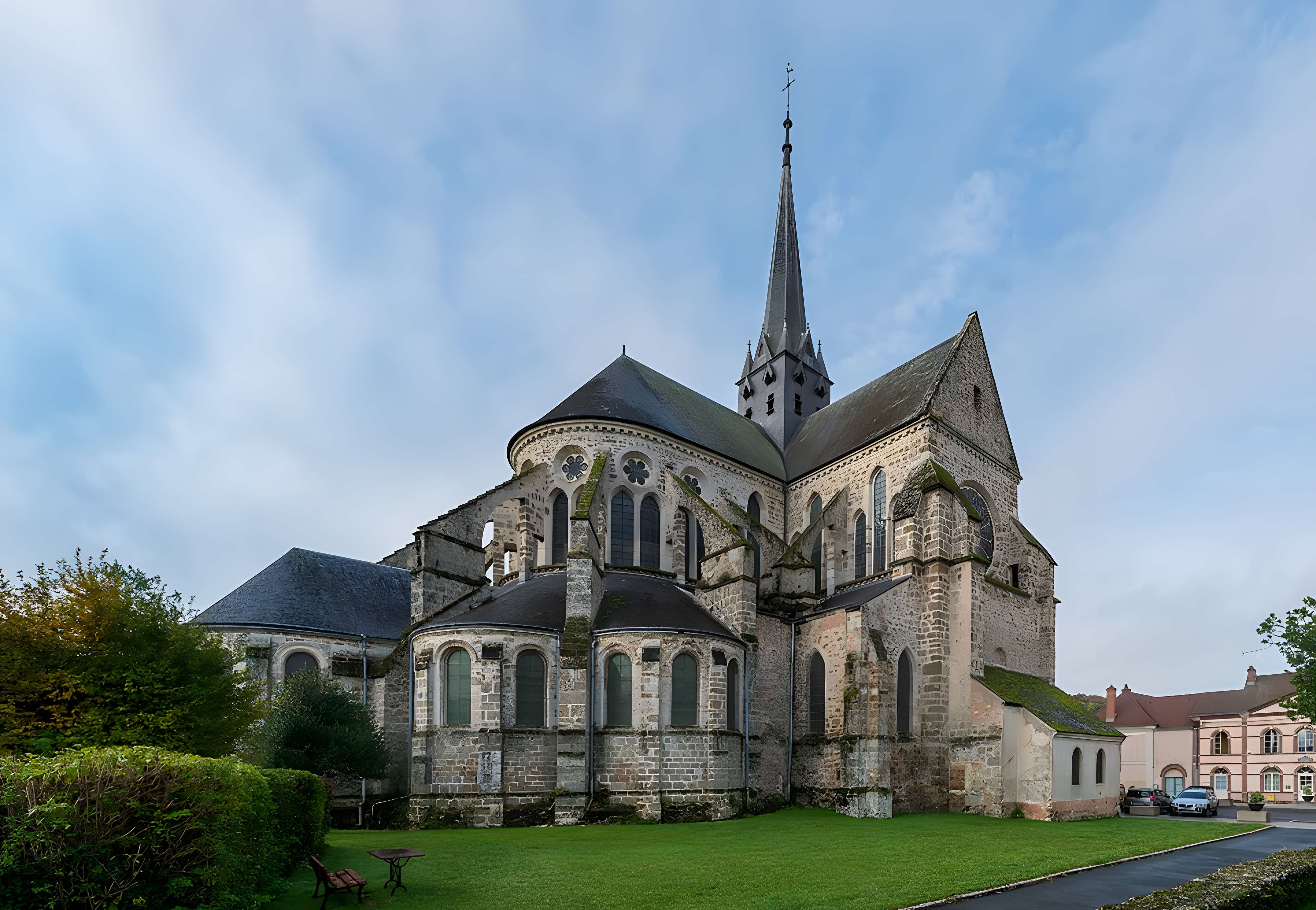 Abbaye des bénédictins saint-Pierre d'Orbais-l'Abbaye