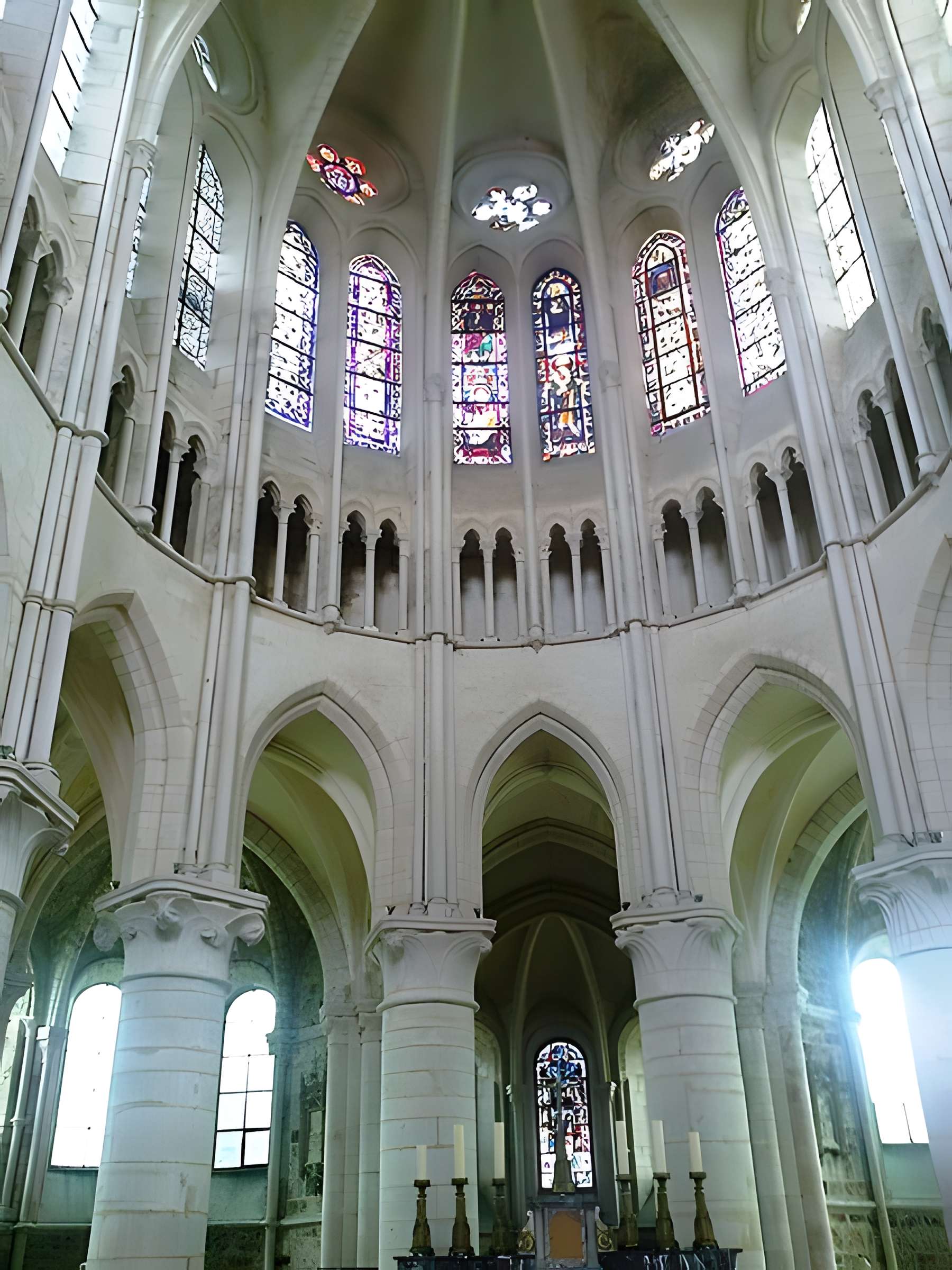 Abbaye des bénédictins saint-Pierre d'Orbais-l'Abbaye