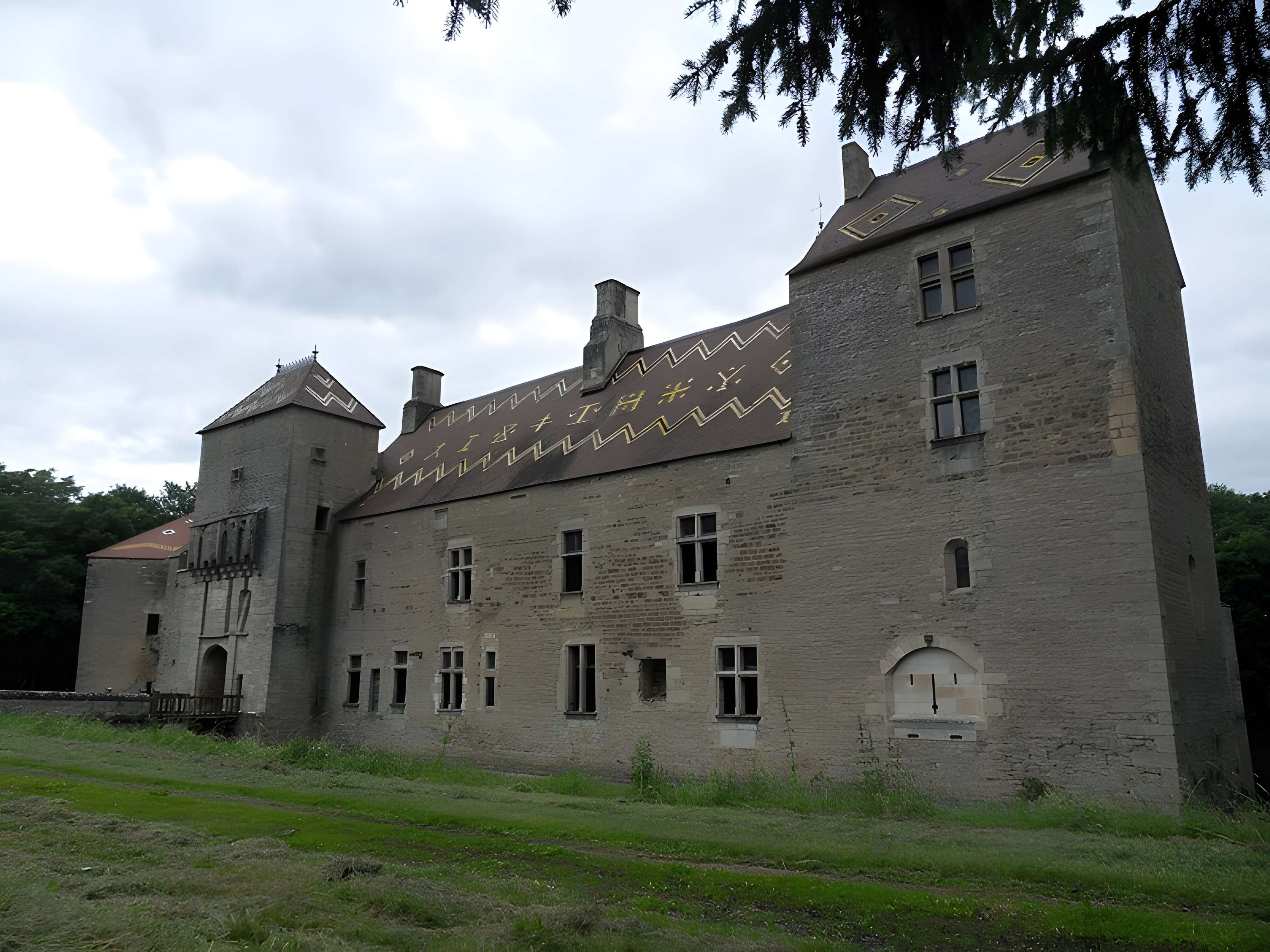 Château de Marigny-le-Cahouët