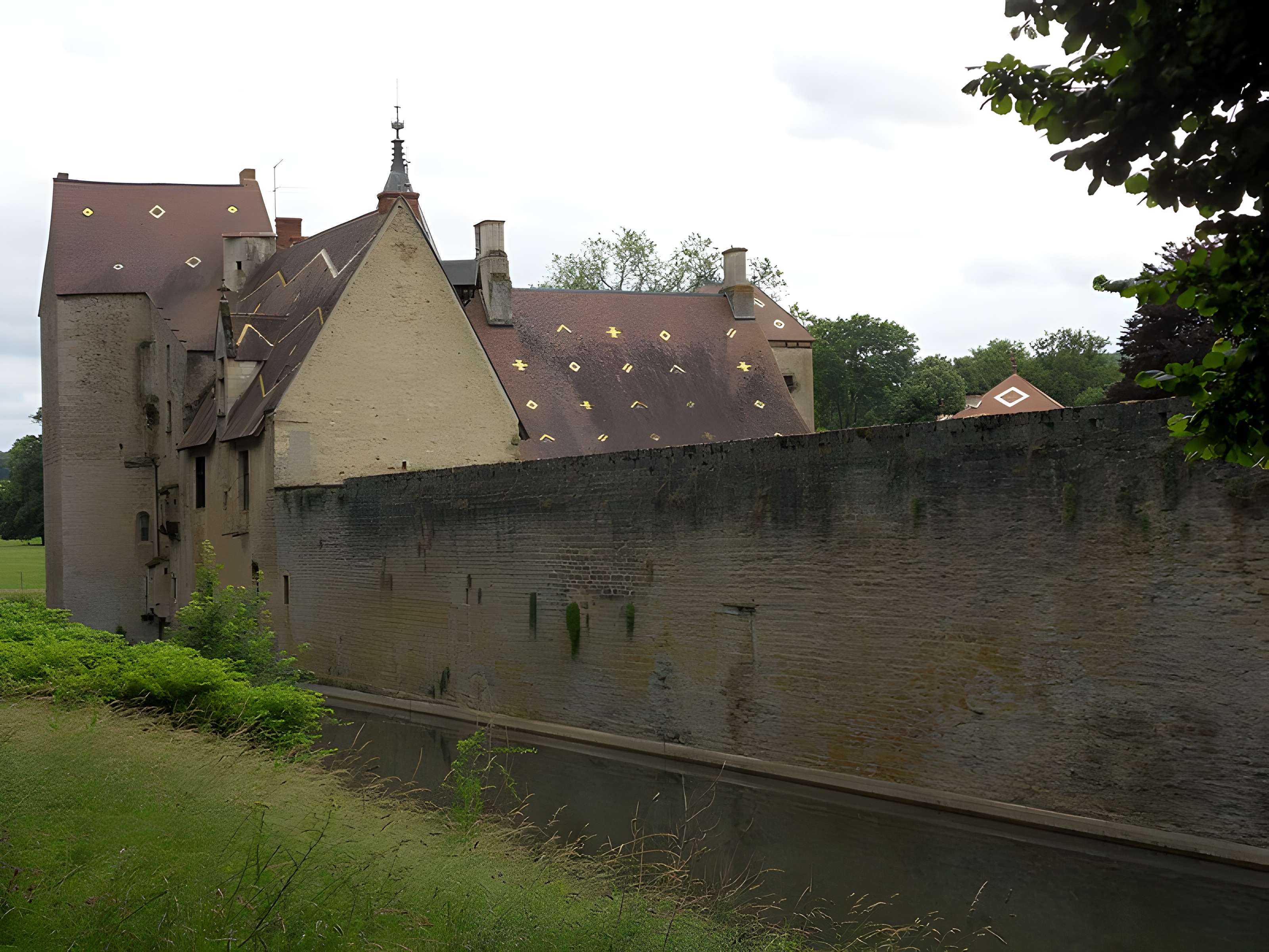 Château de Marigny-le-Cahouët