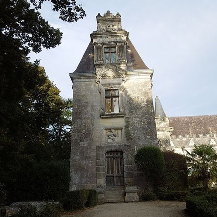 Photo de Château dUsson à Pons