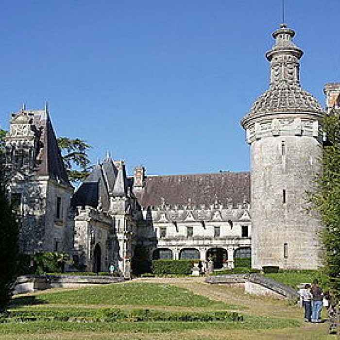 Photo de Château dUsson à Pons