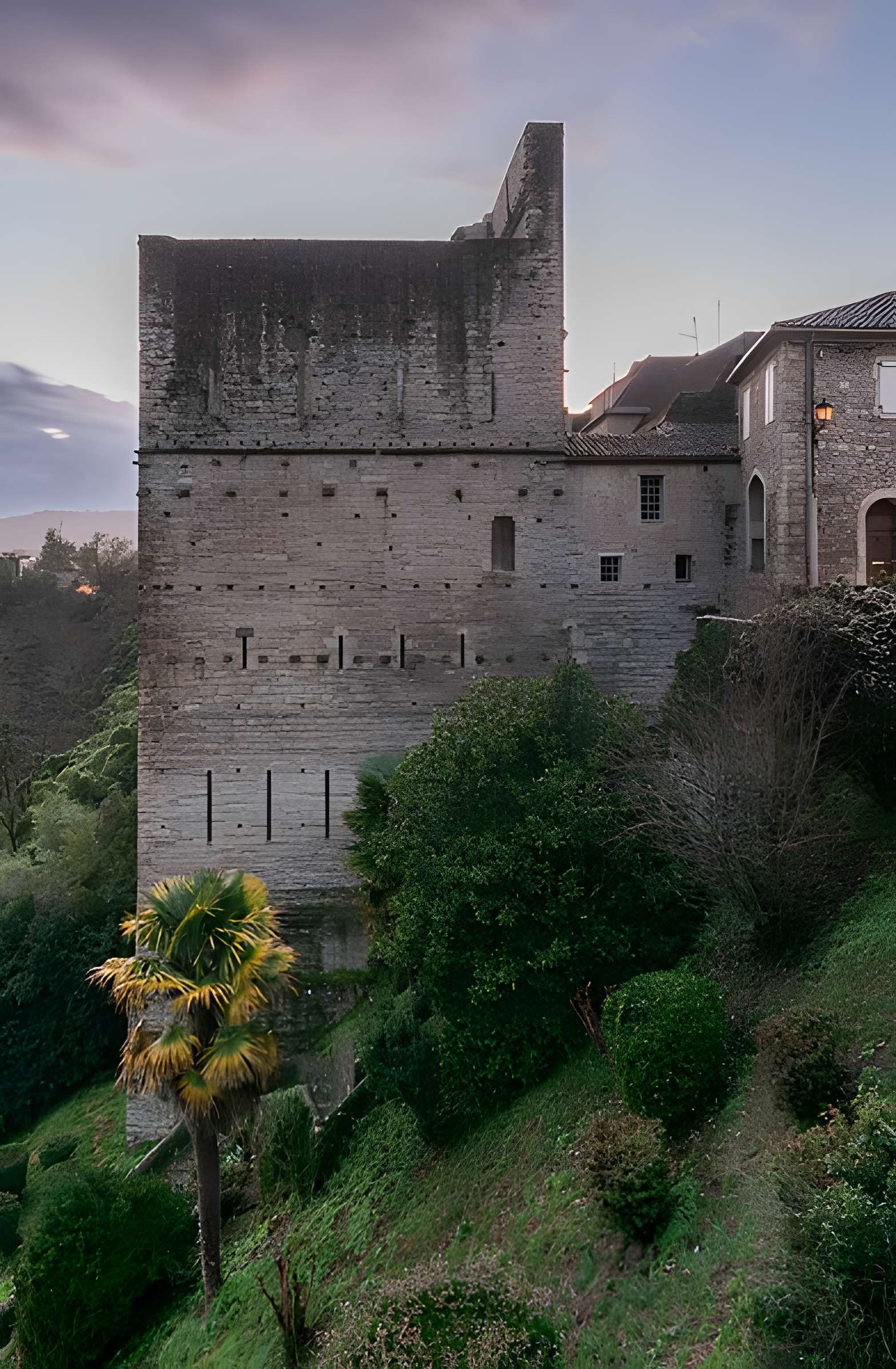 Château de Montréal à Sauveterre-de-Béarn