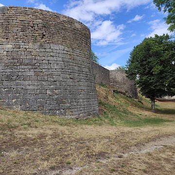 Château de Mont-Saint-Jean