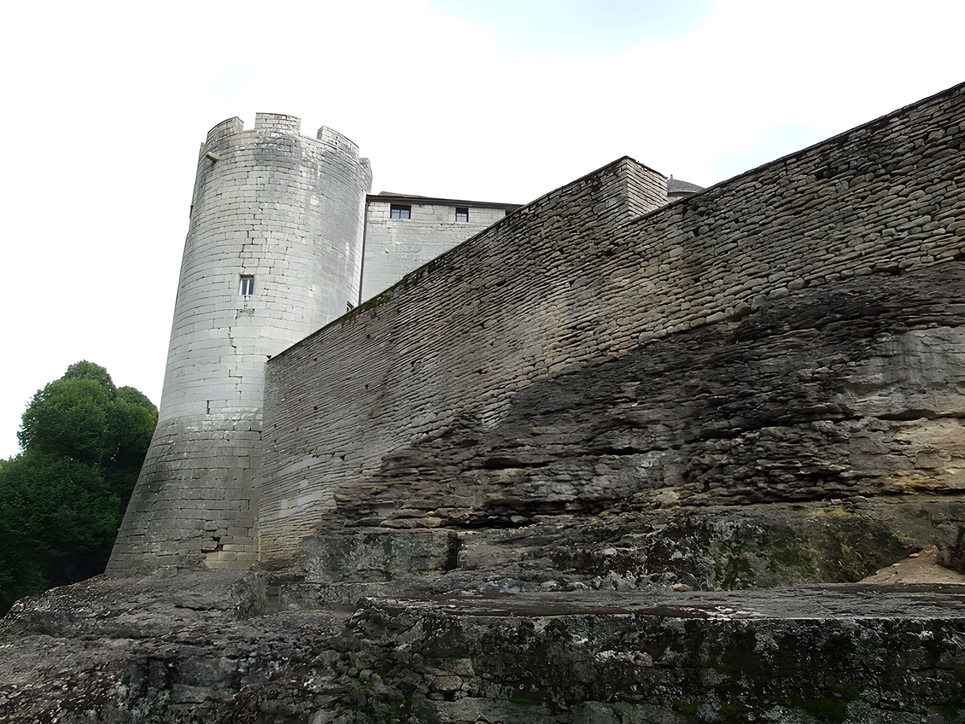 Château de Mont-Saint-Jean