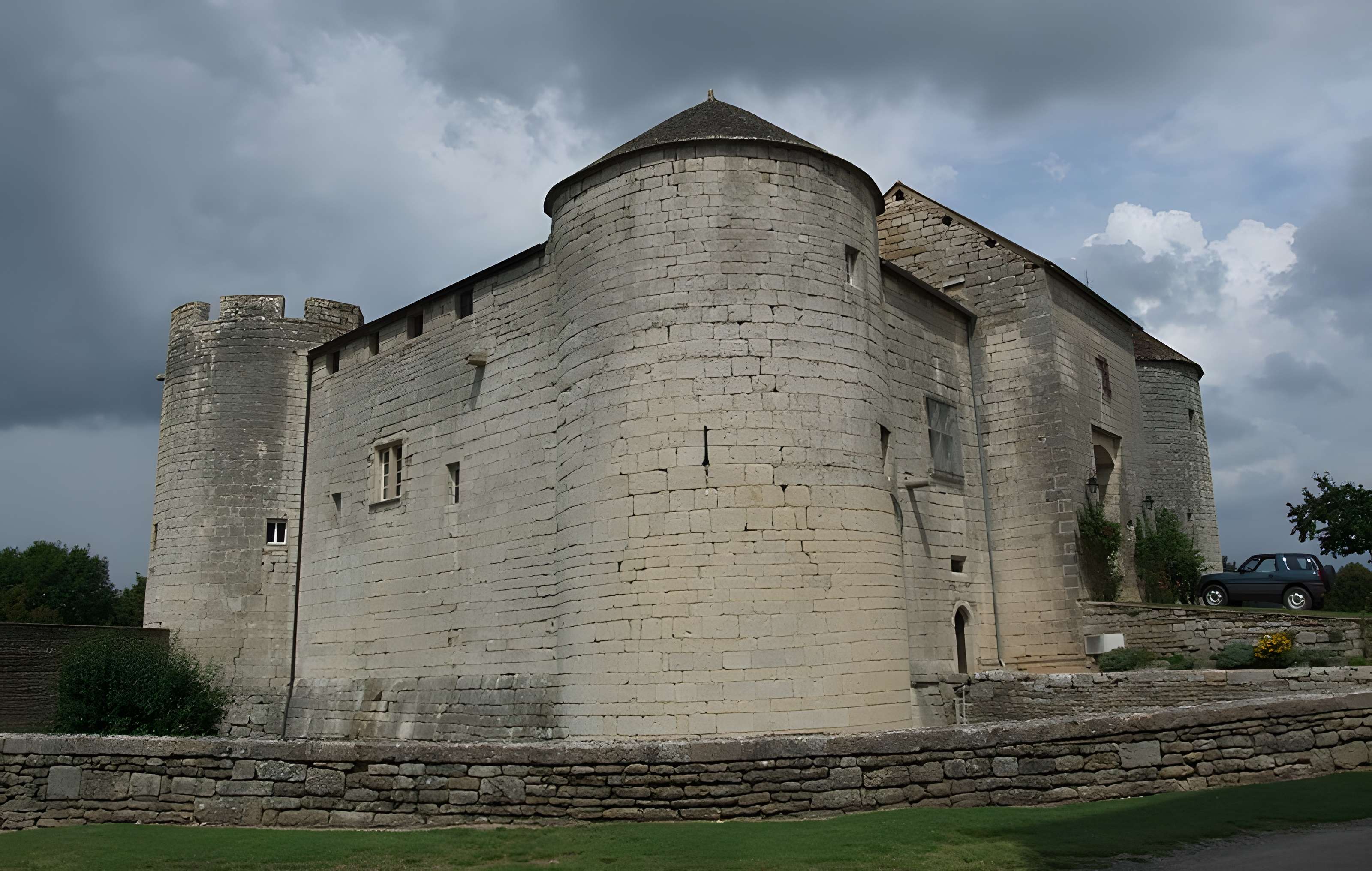 Château de Mont-Saint-Jean