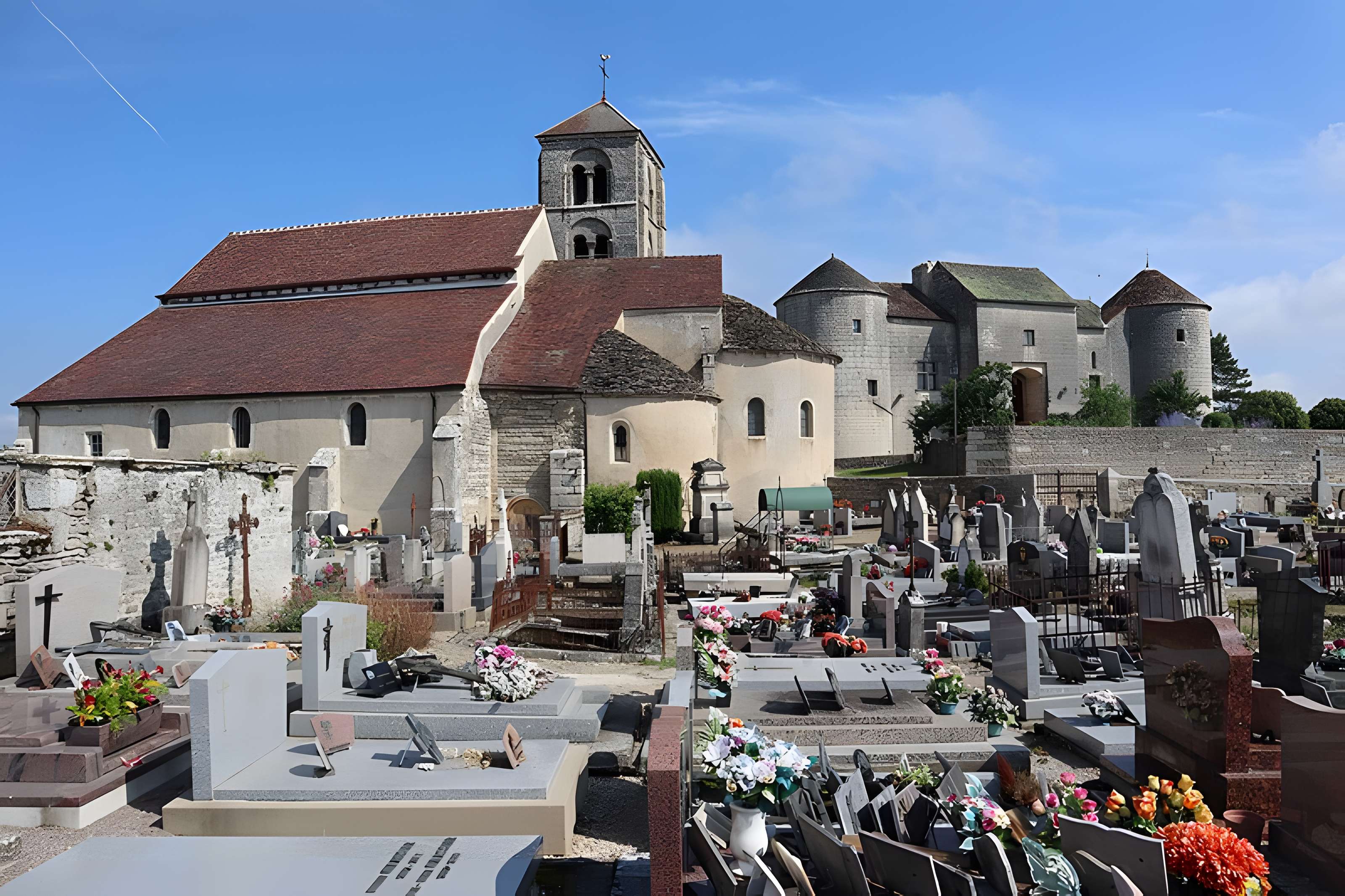 Château de Mont-Saint-Jean