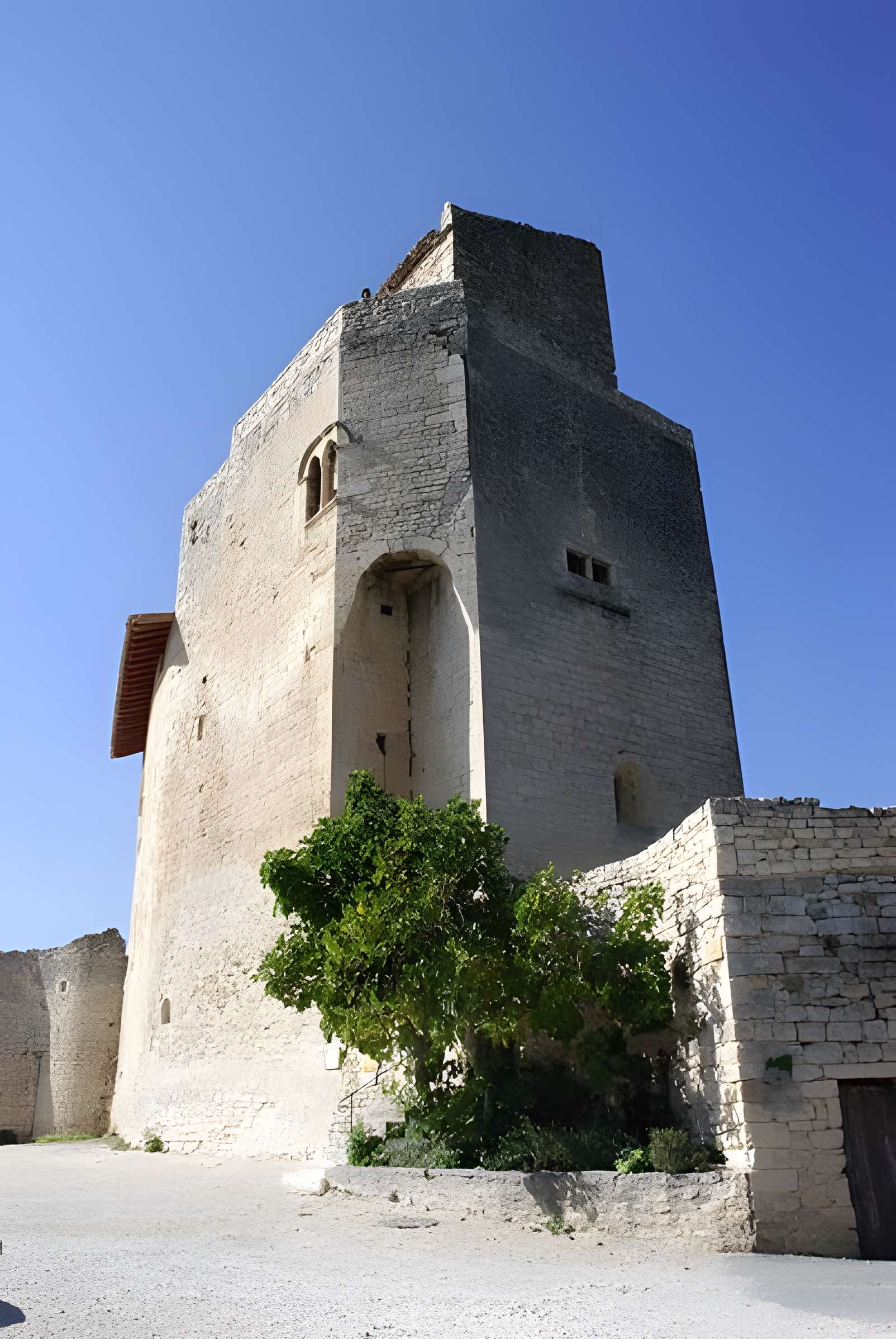 Château de Poët-Laval 