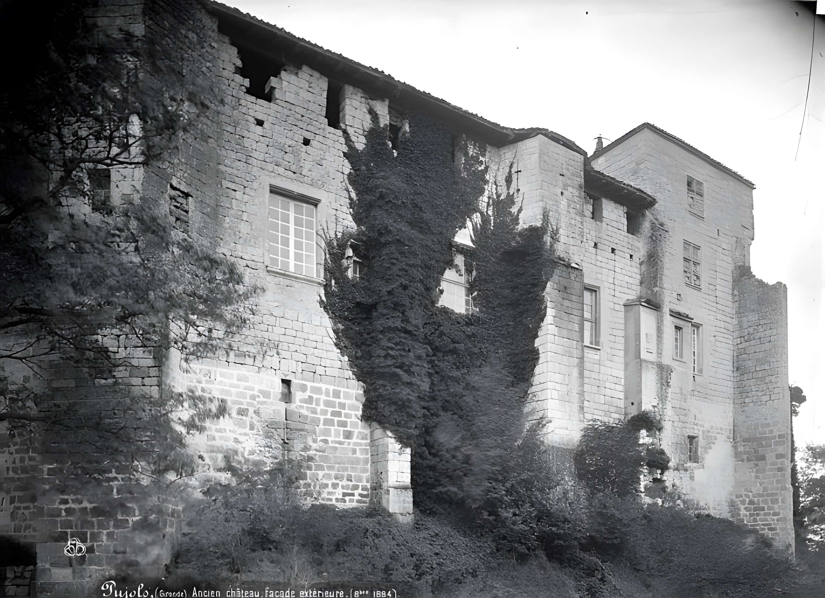 Château de Pujols dans la Gironde