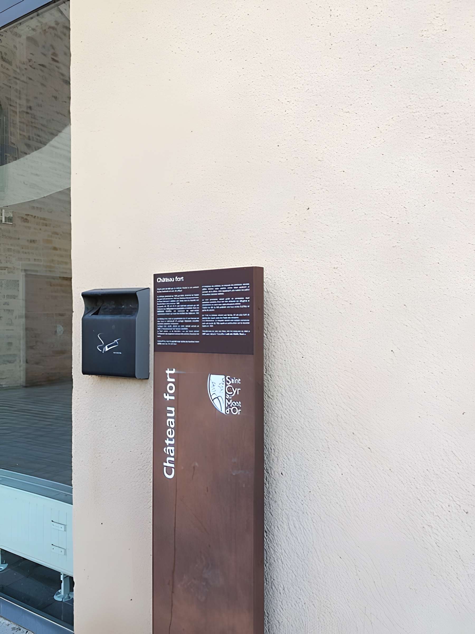 Château de Saint-Cyr-au-Mont-d'Or