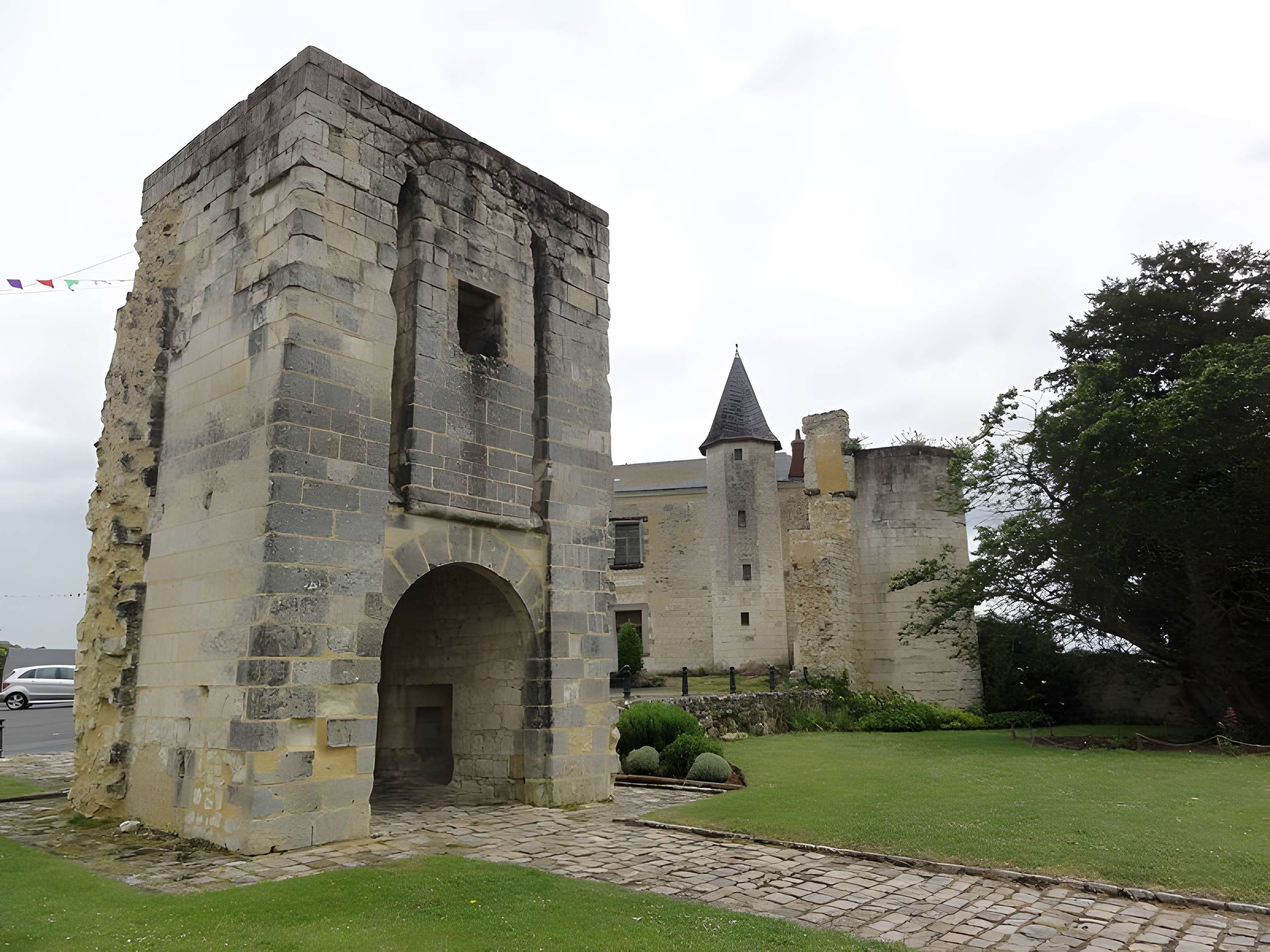 Château de Sainte-Maure-de-Touraine 