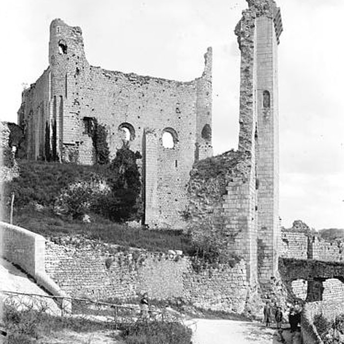 Photo de Château des évêques de Poitiers