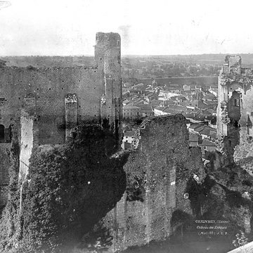 Château des évêques de Poitiers