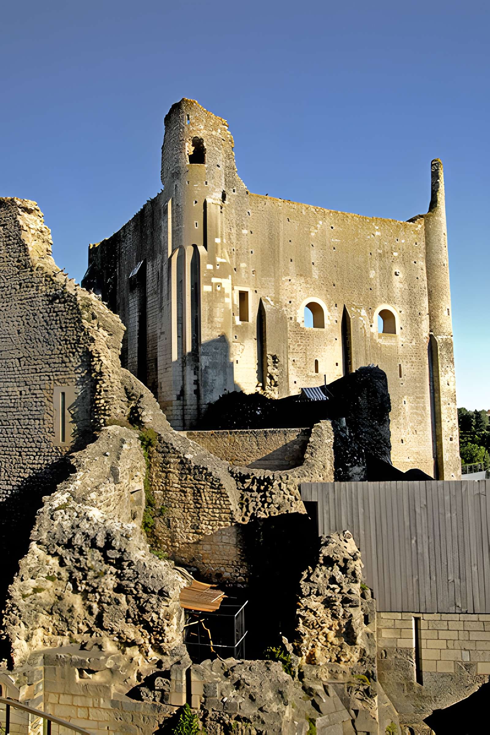 Château des évêques de Poitiers