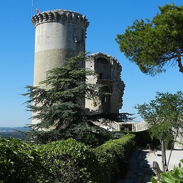 Château féodal de Châteaurenard