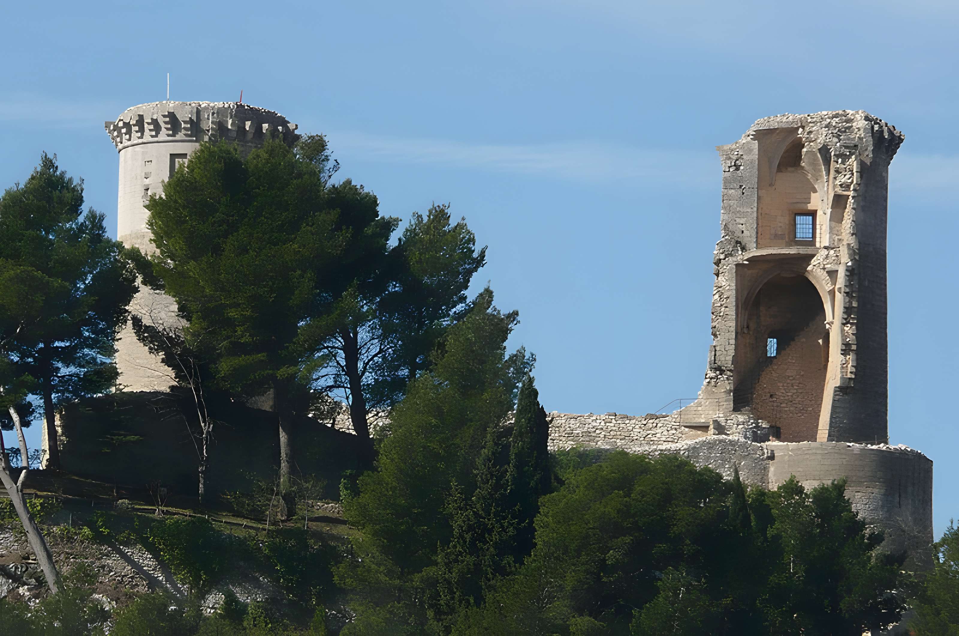 Château féodal de Châteaurenard