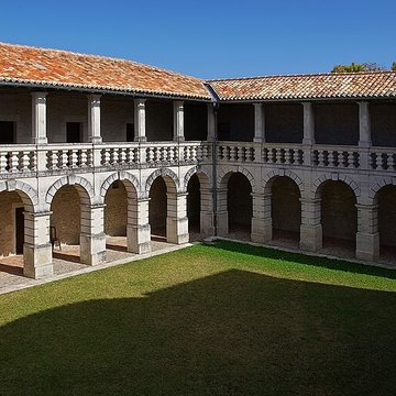 Cloître de Chalais