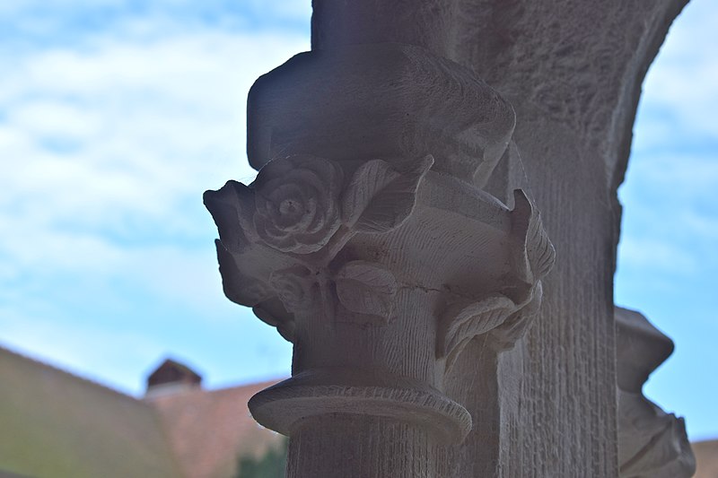 Cloître de la cathédrale de Beauvais