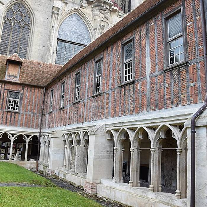 Photo de Cloître de la cathédrale de Beauvais