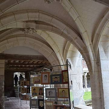 Cloître de la cathédrale de Beauvais