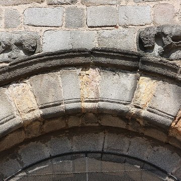 Collégiale Saint-Pierre de Pouilly-lès-Feurs