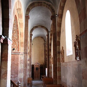 Collégiale Saint-Pierre de Pouilly-lès-Feurs