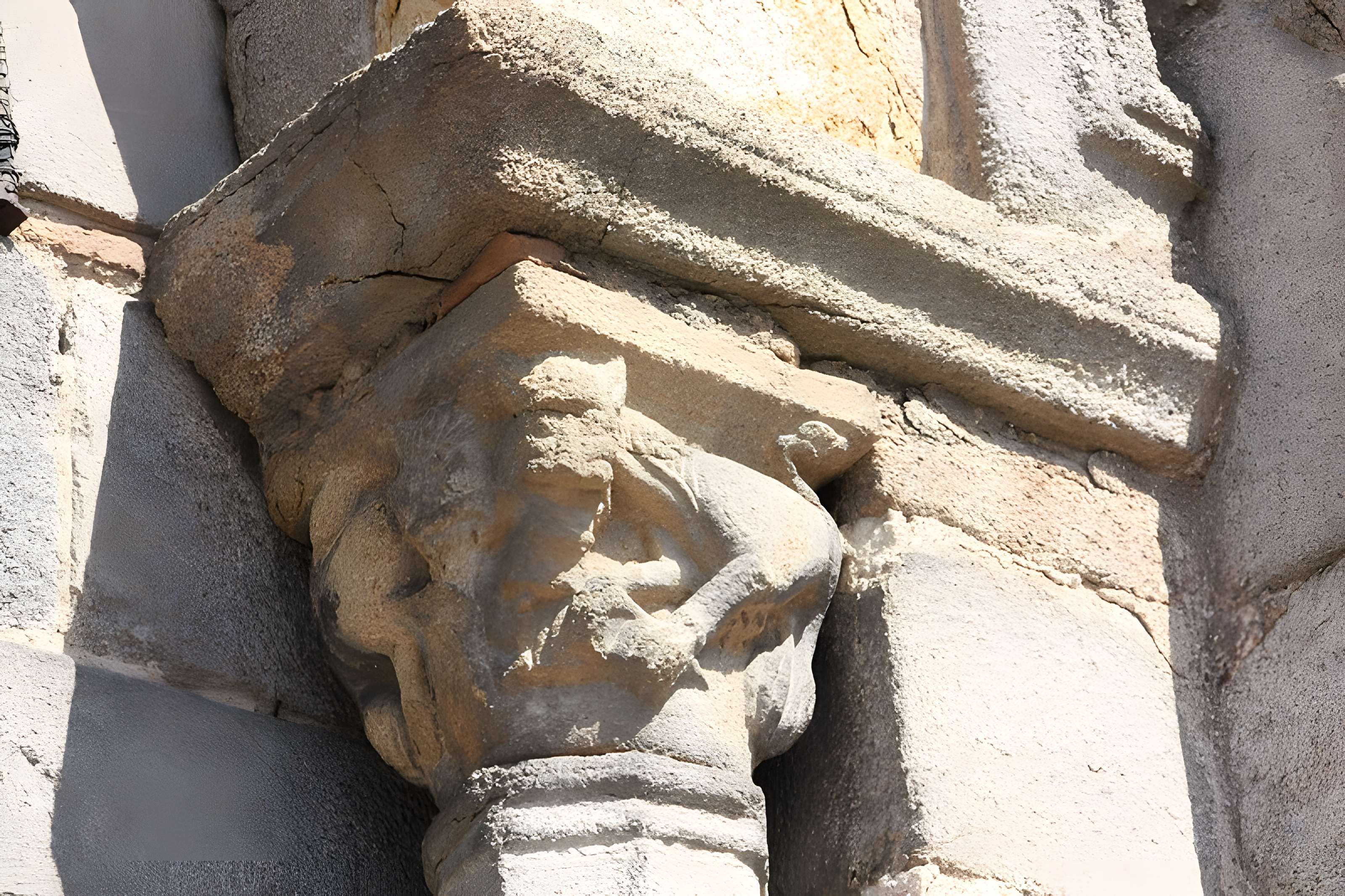 Collégiale Saint-Pierre de Pouilly-lès-Feurs