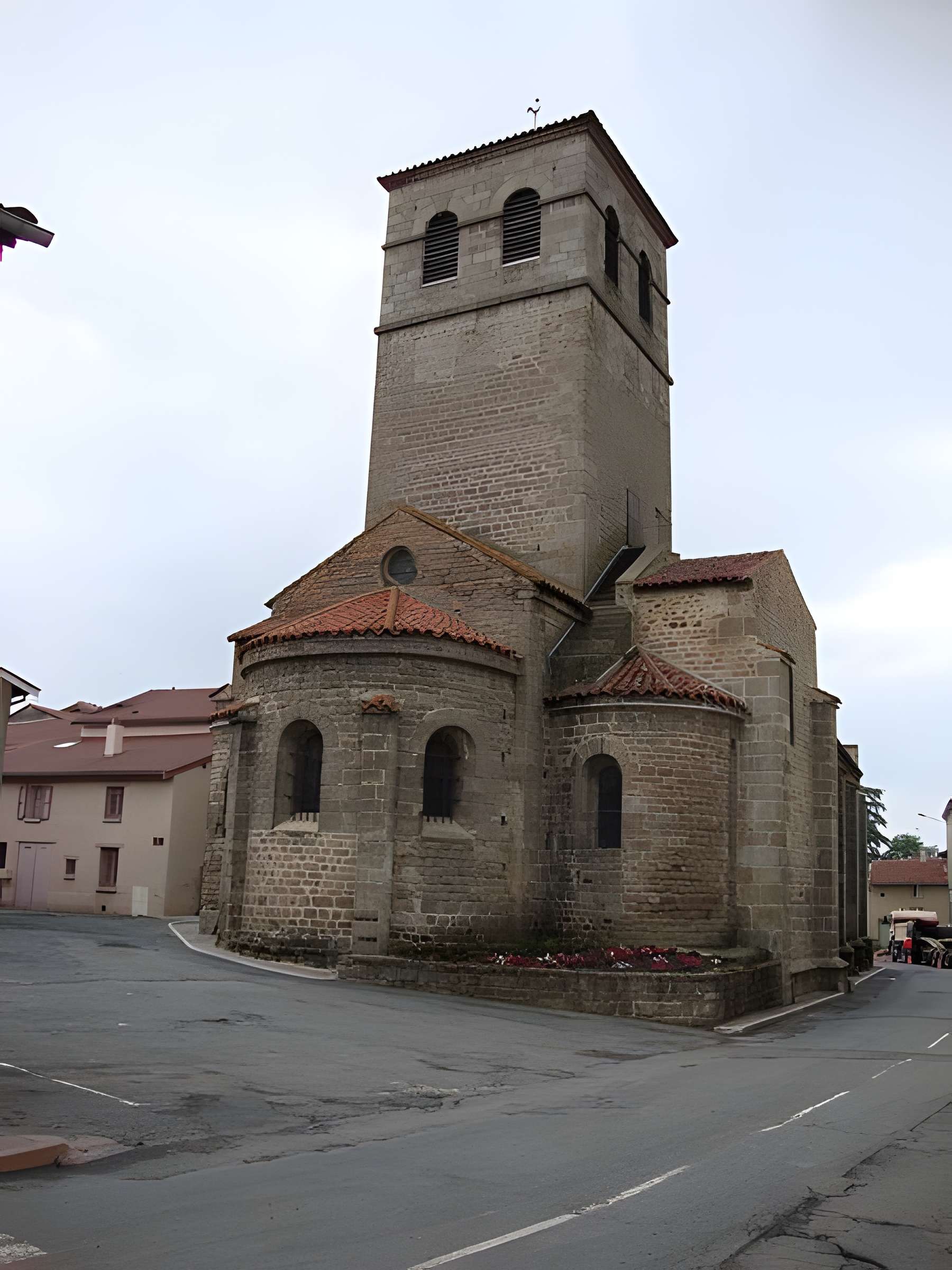 Collégiale Saint-Pierre de Pouilly-lès-Feurs