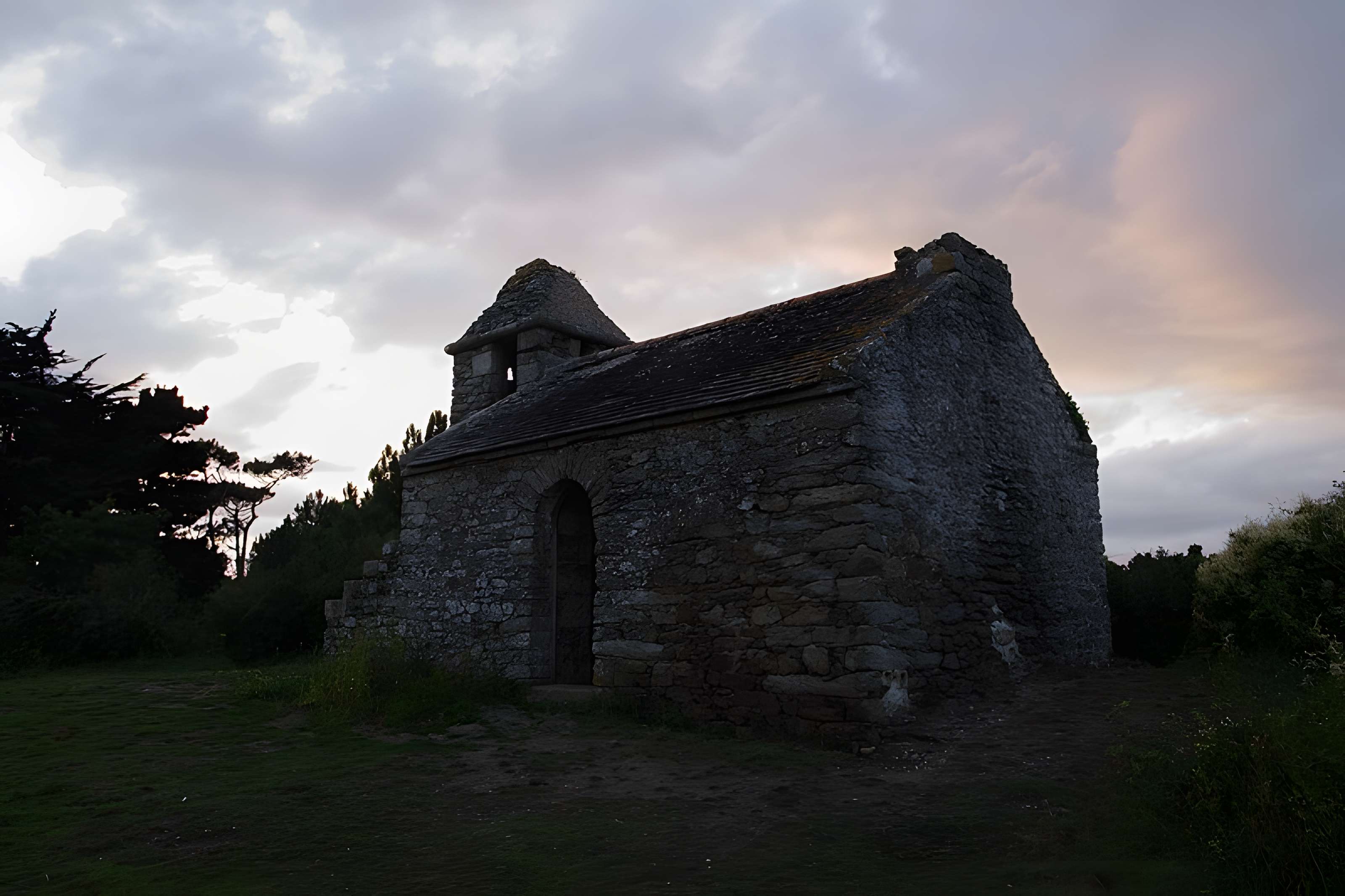 Ancien corps de garde, dit corps de garde des Doles, sis au hameau du Verger