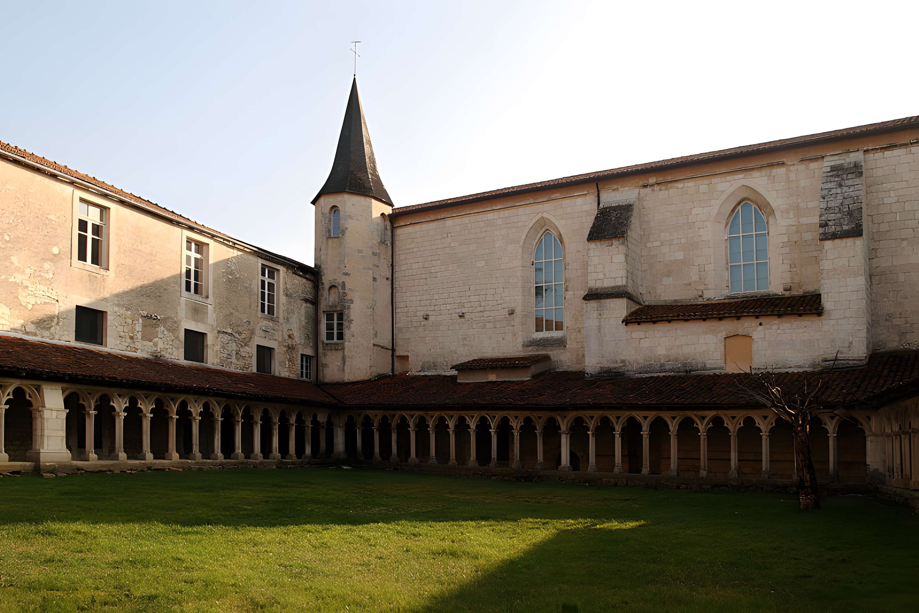 Couvent des Carmes de La Rochefoucauld