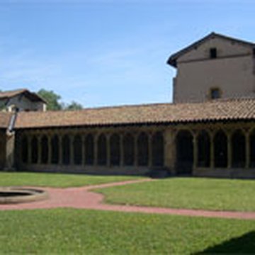 Couvent des Cordeliers  également sur commune de Charlieu