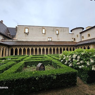 Couvent des Cordeliers  également sur commune de Charlieu
