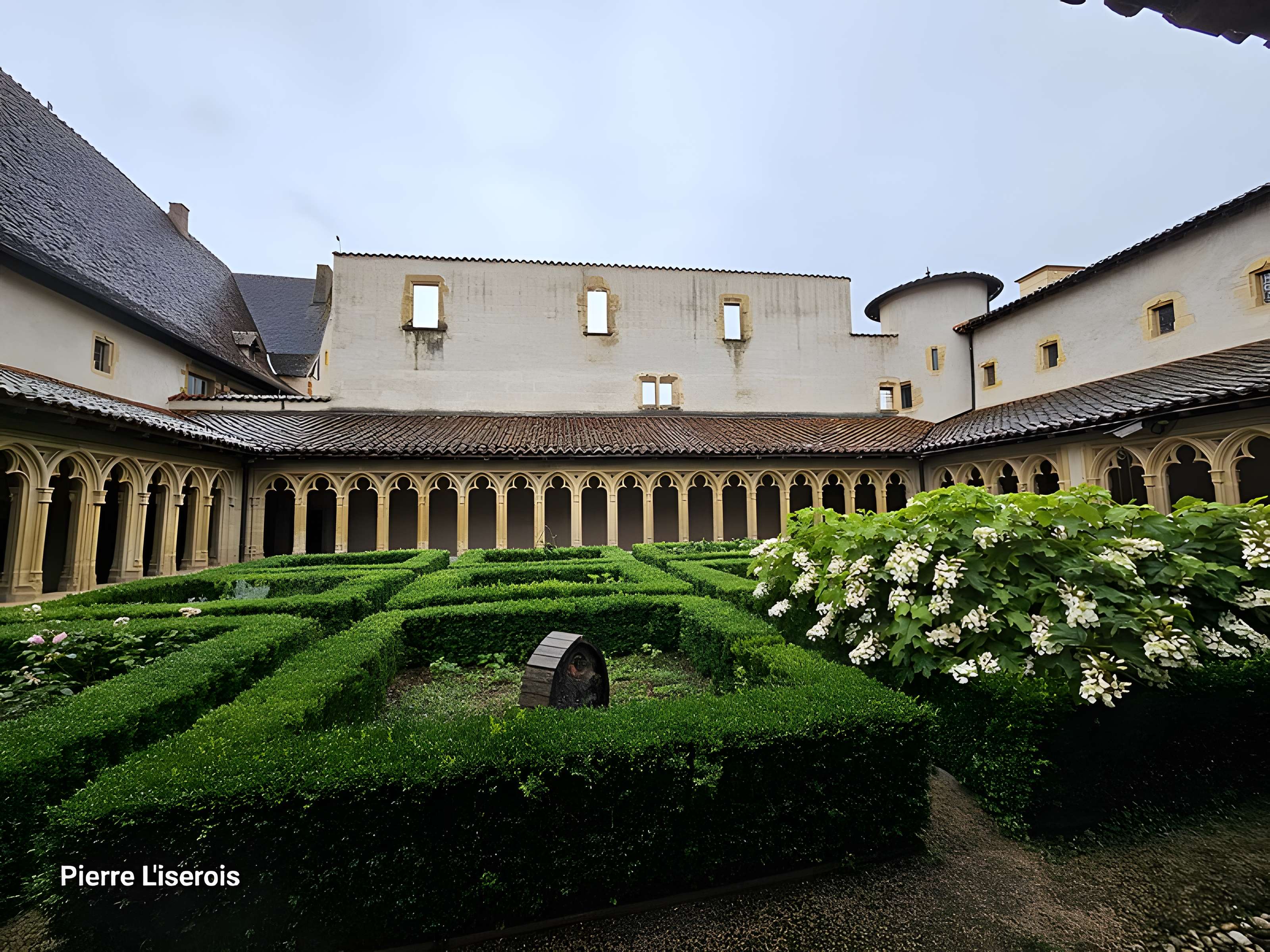 Couvent des Cordeliers de Charlieu