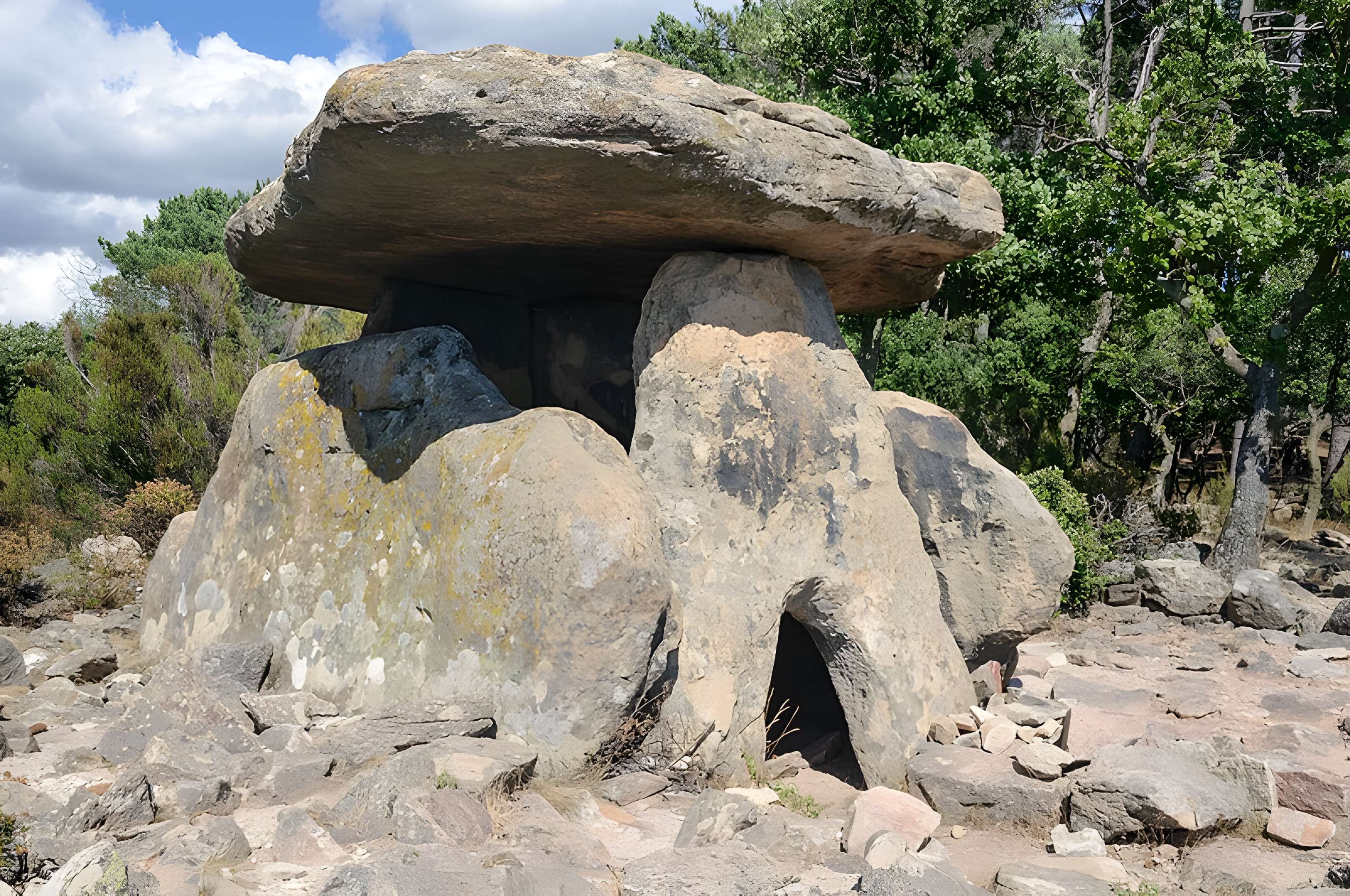 Dolmen de Coste-Rouge à Soumont