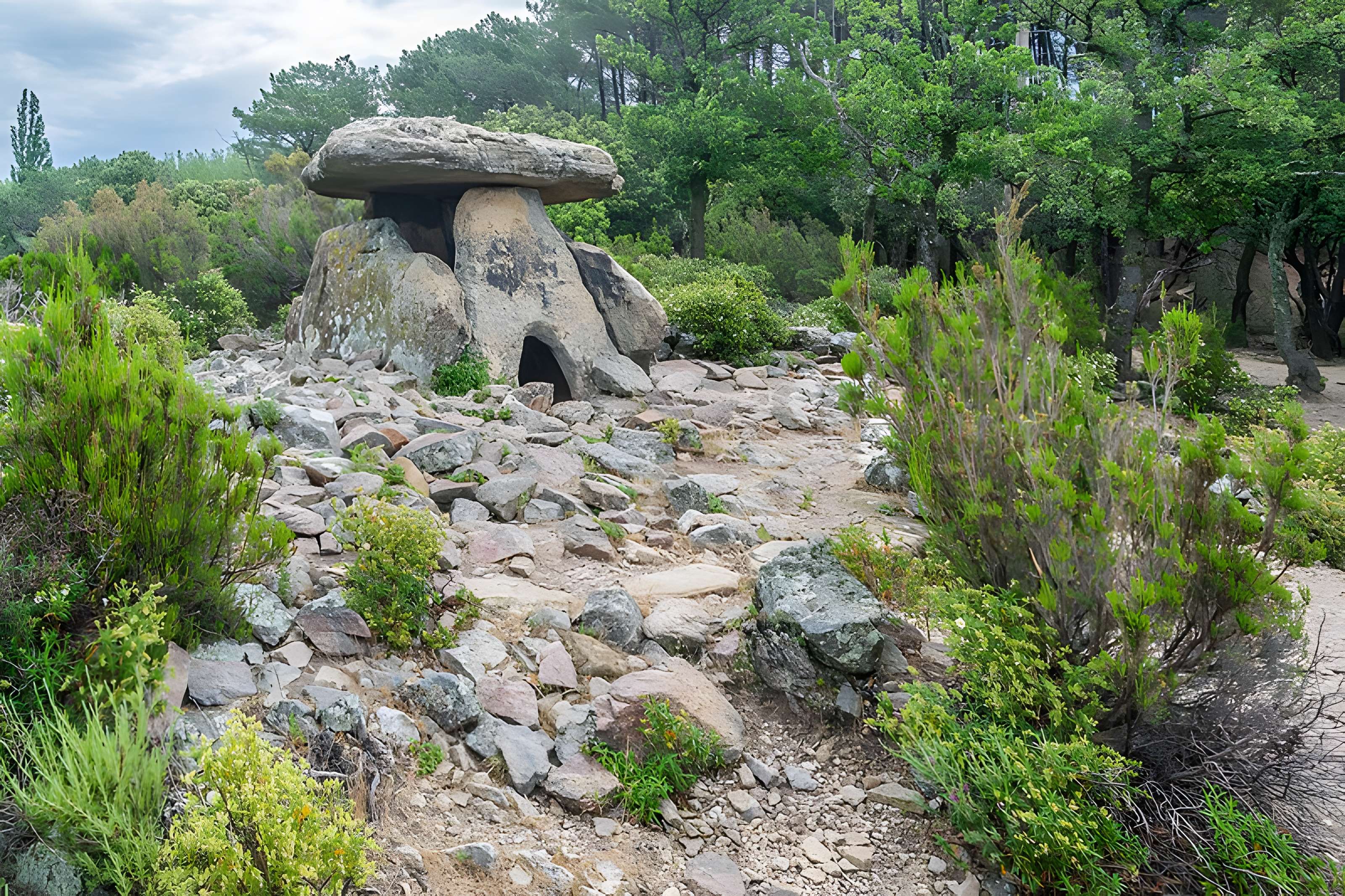 Dolmen de Coste-Rouge à Soumont