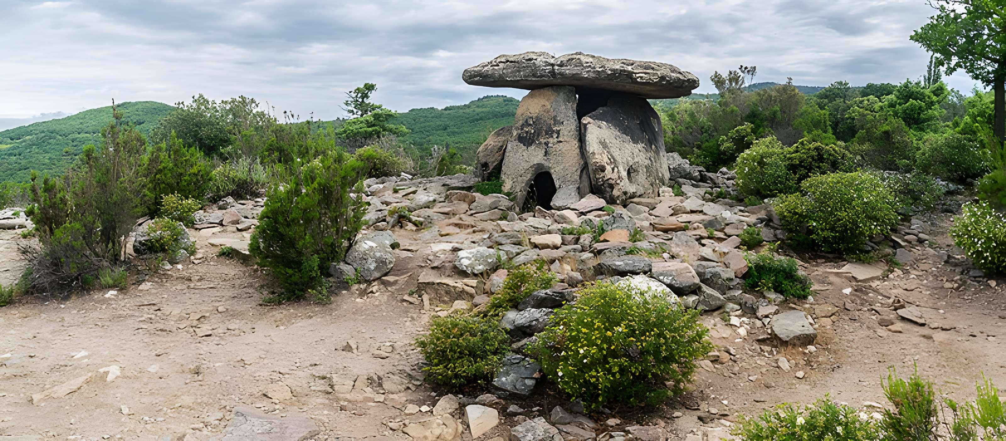 Dolmen de Coste-Rouge à Soumont
