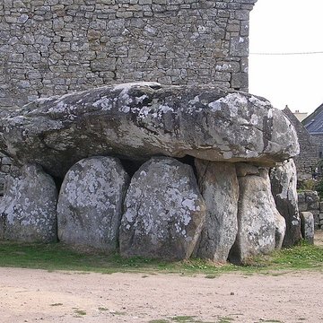 Dolmen de Crucuno à Plouharnel