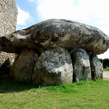 Dolmen de Crucuno à Plouharnel