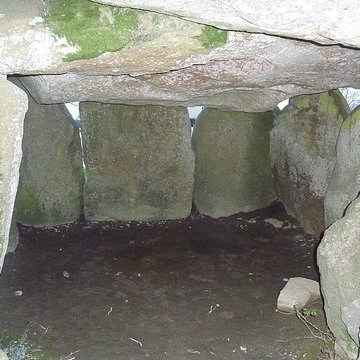 Dolmen de Crucuno à Plouharnel