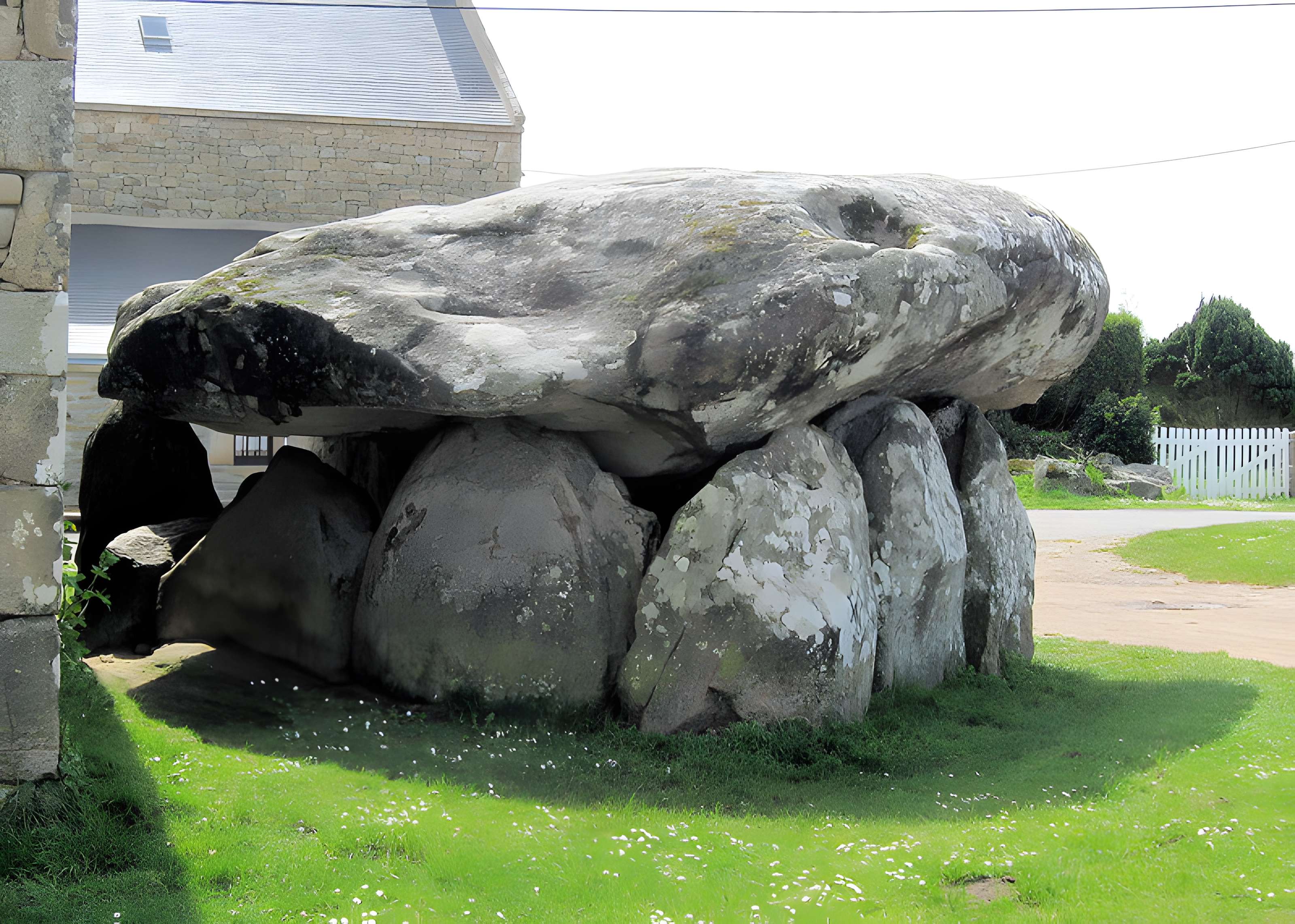 Dolmen de Crucuno à Plouharnel